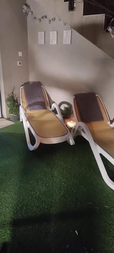 Apartamento Cozy Corners Nin Exterior foto