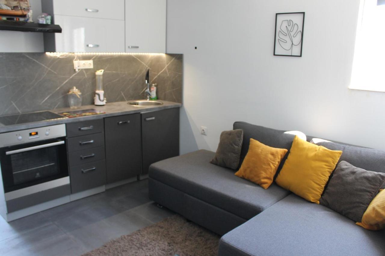 Apartamento Cozy Corners Nin Exterior foto