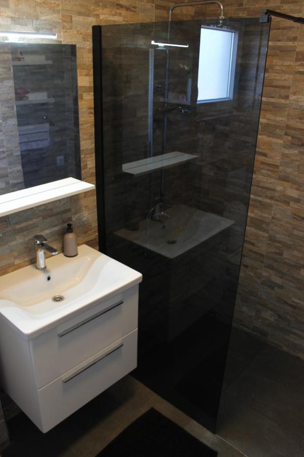 Apartamento Cozy Corners Nin Exterior foto